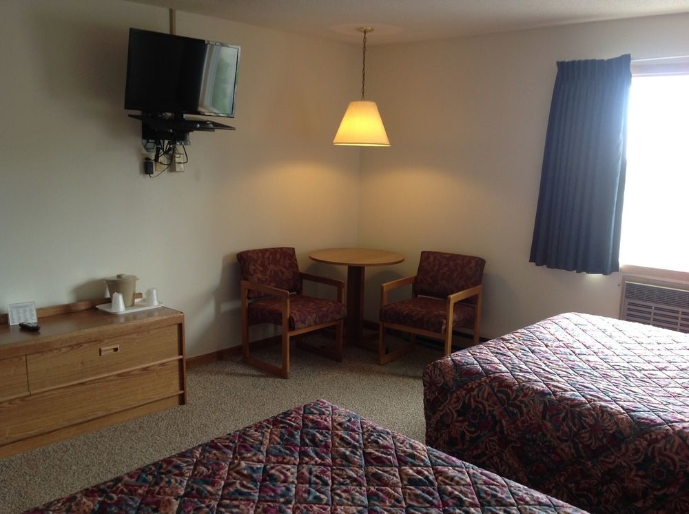 Value Host Motor Inn Marquette Exterior foto